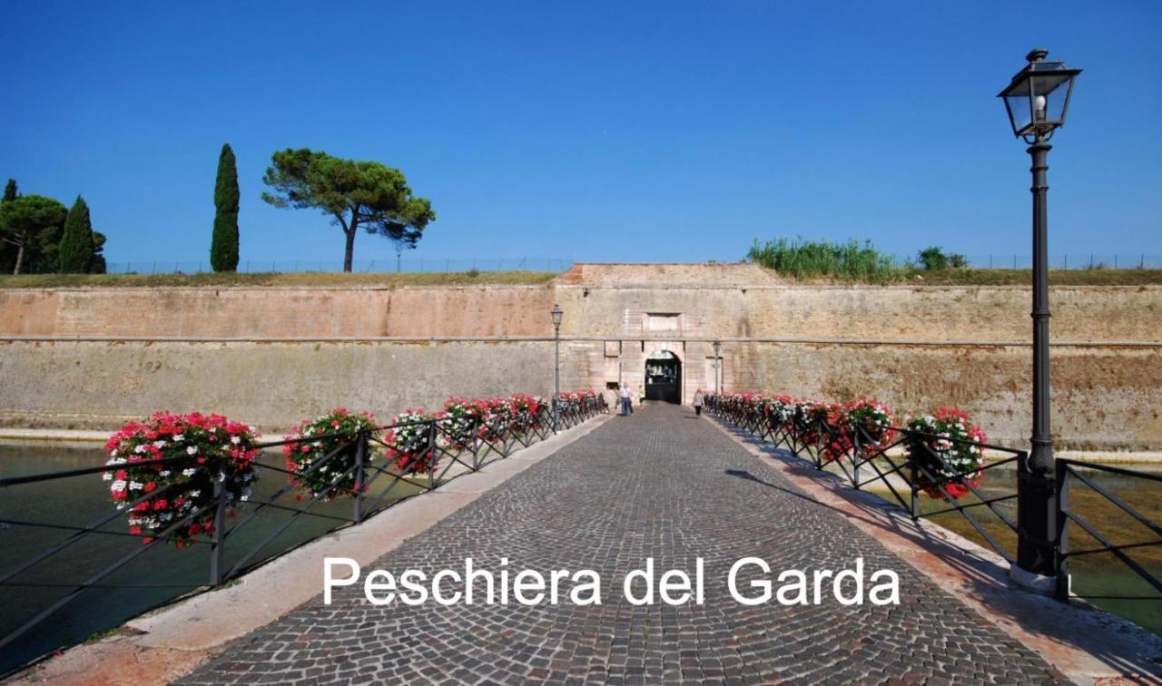 Appartamento "Il Vicolo" Peschiera del Garda Exterior photo