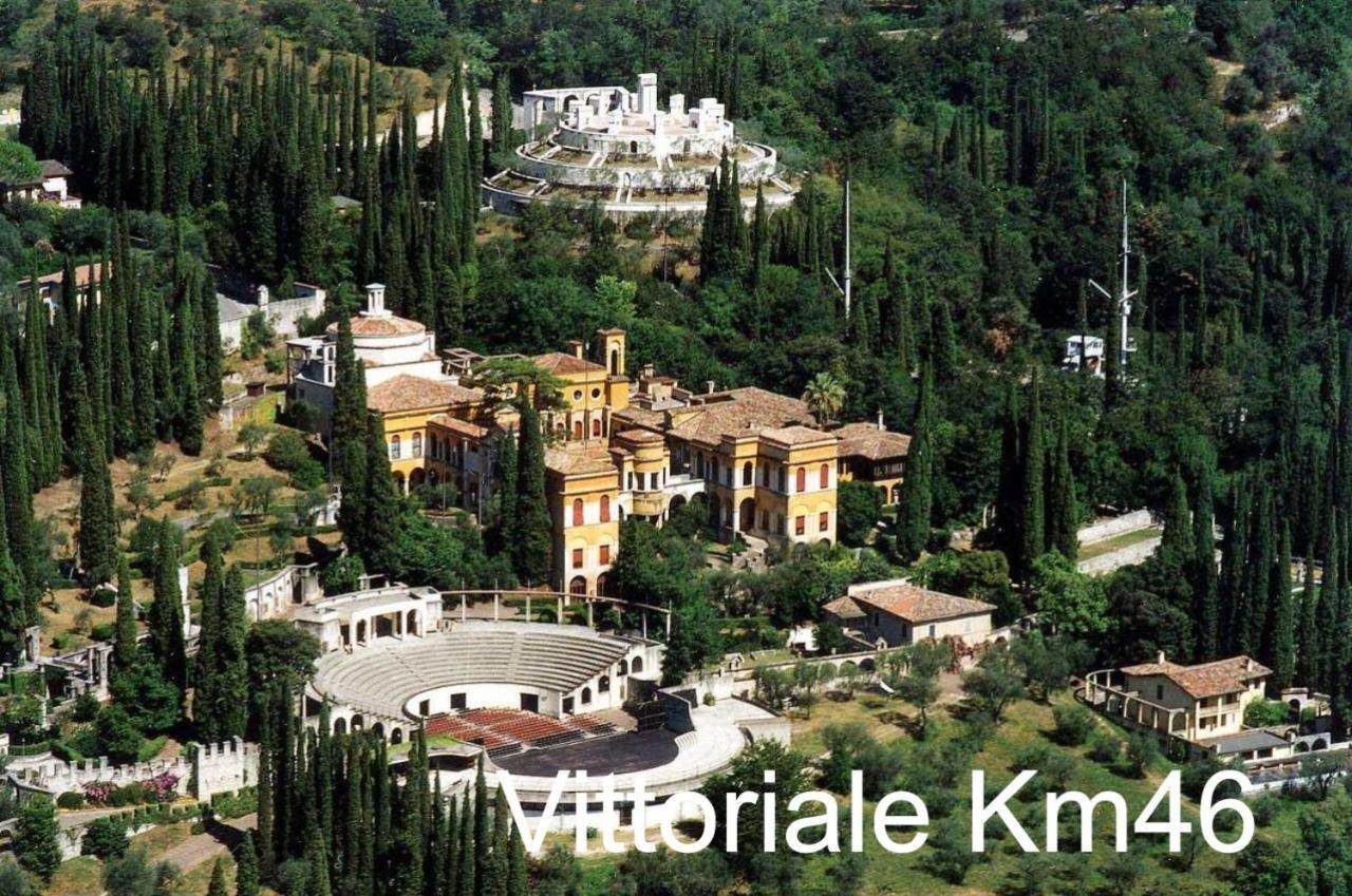 Appartamento "Il Vicolo" Peschiera del Garda Exterior photo