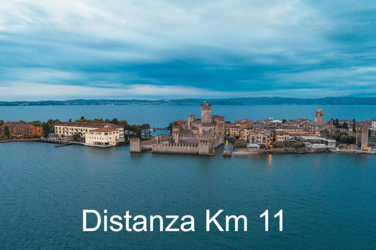 Appartamento "Il Vicolo" Peschiera del Garda Exterior photo
