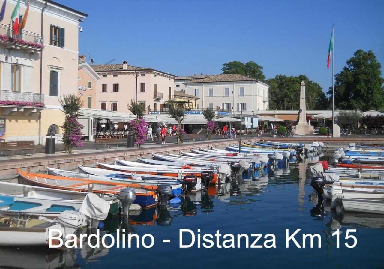 Appartamento "Il Vicolo" Peschiera del Garda Exterior photo