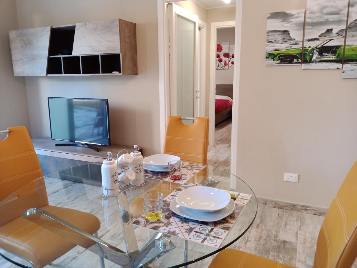 Appartamento "Il Vicolo" Peschiera del Garda Exterior photo